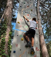 photo_5341498930678058175_y